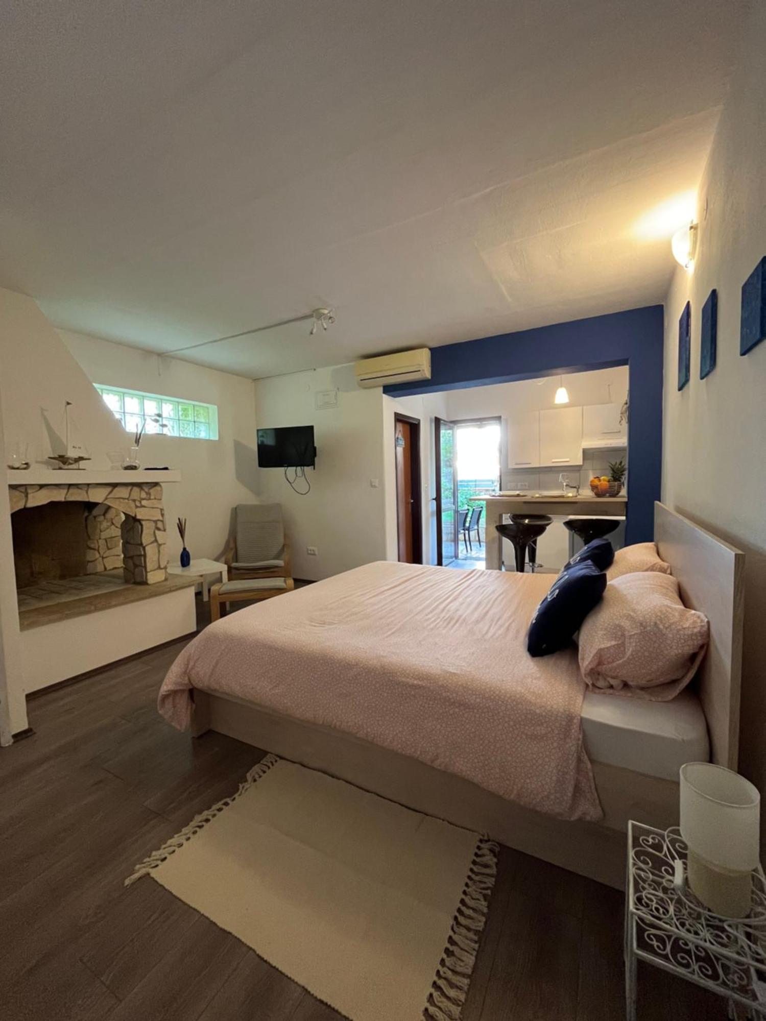 Seashell Apartment Vrsar Bagian luar foto