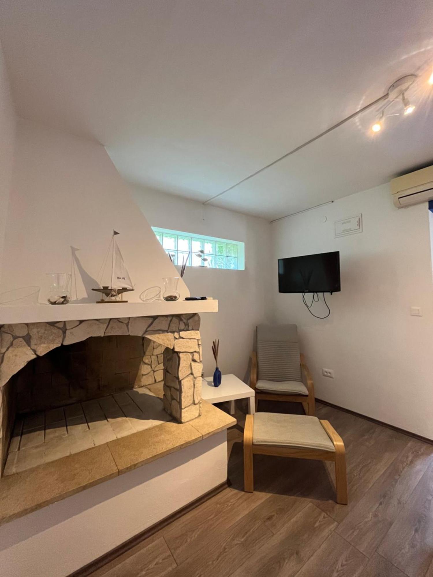 Seashell Apartment Vrsar Bagian luar foto